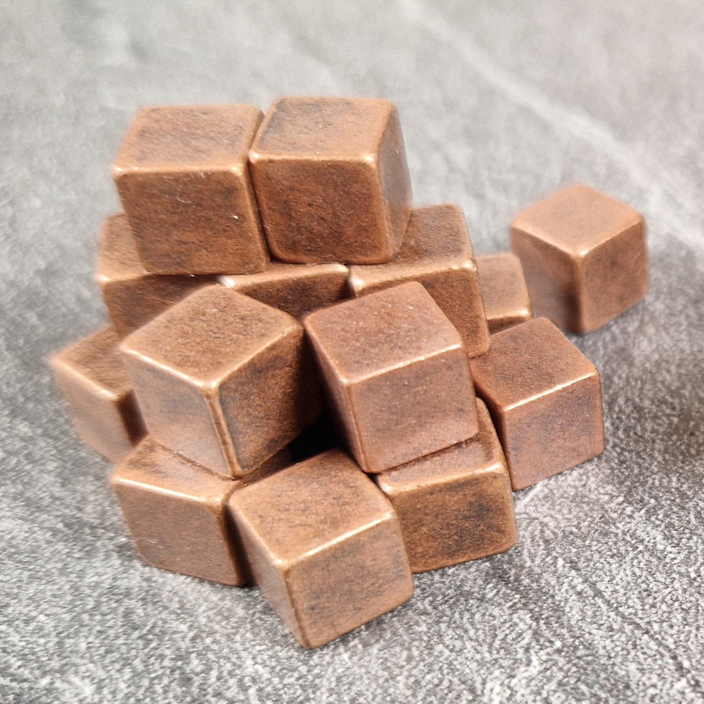 Metallwürfel 8x8x8mm Bronze